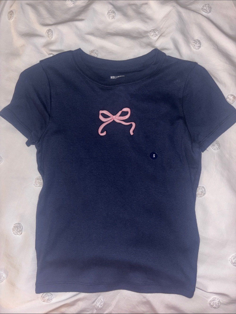 Hollister Women’s Navy Short-Sleeve Tee with Pink Bow Applique